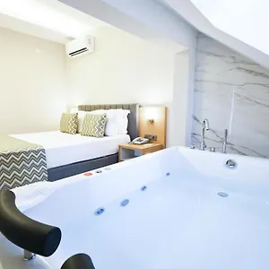 3* Appart hôtel Livia